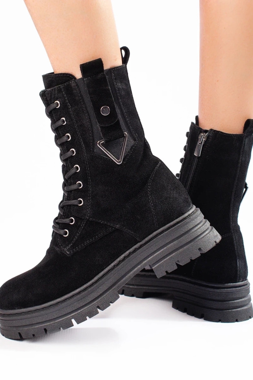 Augsts Sieviešu zābaki izgatavots no...