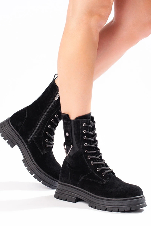 Augsts Sieviešu zābaki izgatavots no...