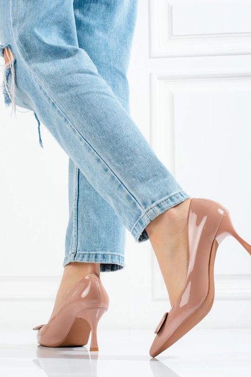 Augstpapēžu kurpes Vinceza  smilšu... Augstpapēžu kurpes Vinceza  smilšu...