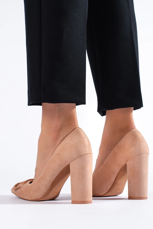 Augstpapēžu kurpes Vinceza  smilšu... Augstpapēžu kurpes Vinceza  smilšu...