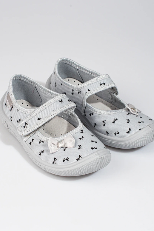 Pelēkas krāsas Apavi  Viggami Kalina