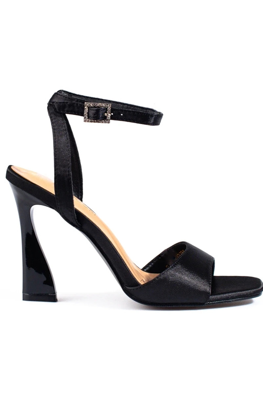 kurpes  Potocki Melnas krāsas kurpes  Potocki Melnas krāsas