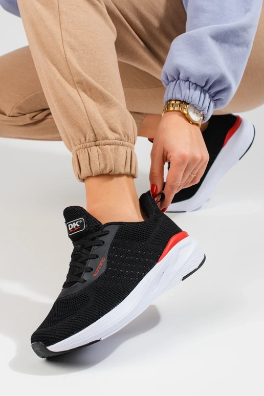 Melnas krāsas  sieviešu apavi   DK Melnas krāsas  sieviešu apavi   DK