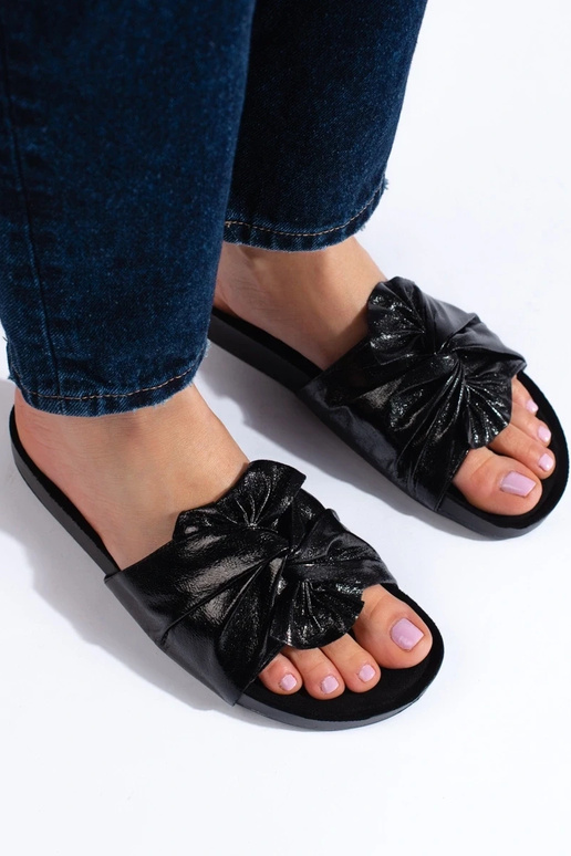 Čības   Melnas krāsas Shelovet