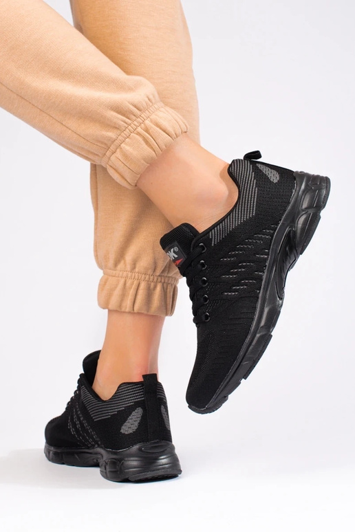 Melnas krāsas   sieviešu apavi  DK Melnas krāsas   sieviešu apavi  DK