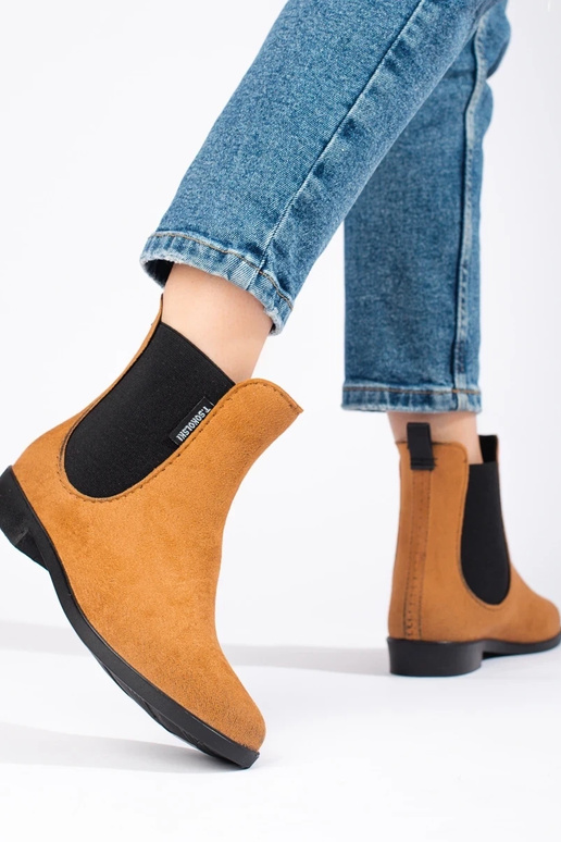 Gumijas apavi  brūnas krāsas  T.Sokolski