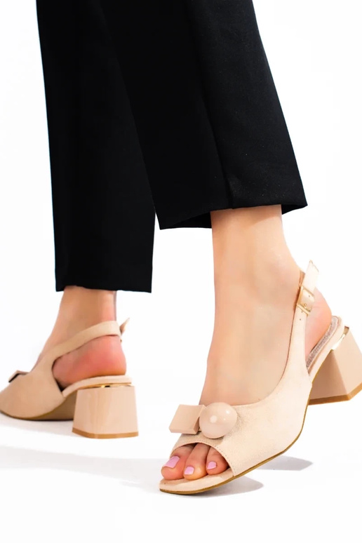 sandales   smilšu krāsas Shelovet