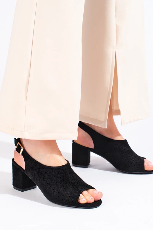 kurpes  Melnas krāsas Shelovet