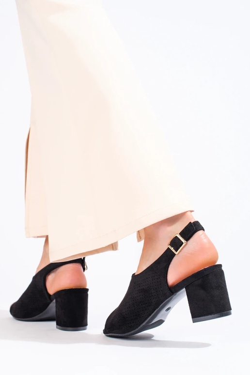 kurpes  Melnas krāsas Shelovet