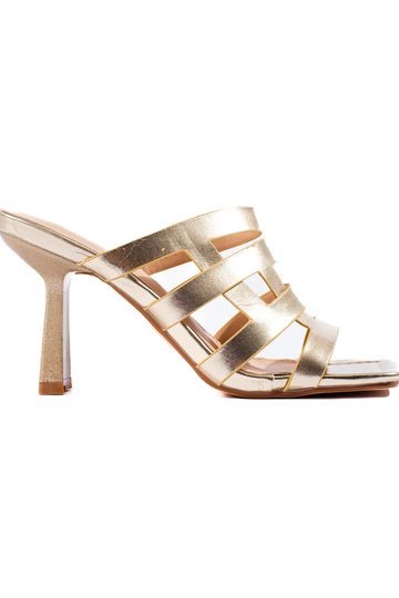 Zelta krāsas  čības   Shelovet