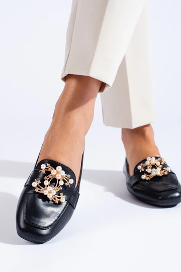 melnas krāsas  mokasīni... 2