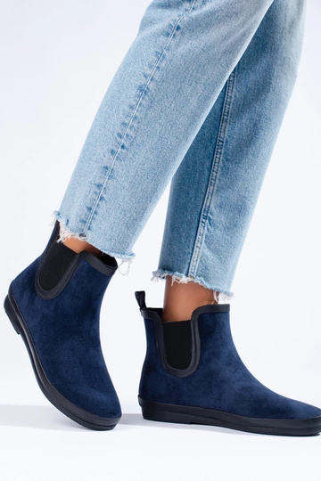 zamšādas gumijas apavi... 2