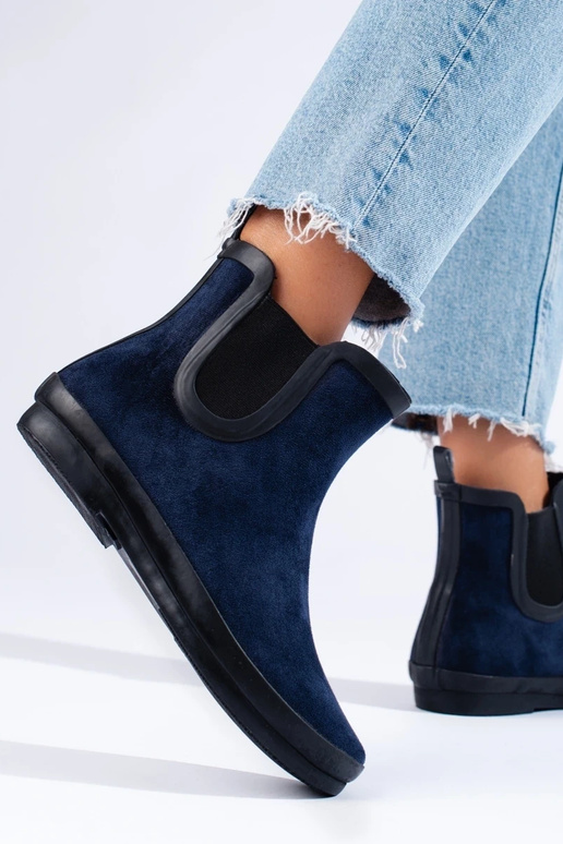 zamšādas gumijas apavi izolēts Zilas... zamšādas gumijas apavi izolēts Zilas...