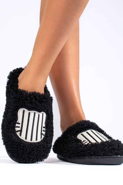 Melnas krāsas Čības Shelovet