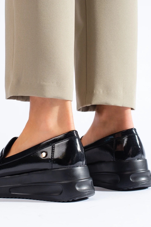 Laque Melnas krāsas mokasīni uz... Laque Melnas krāsas mokasīni uz...