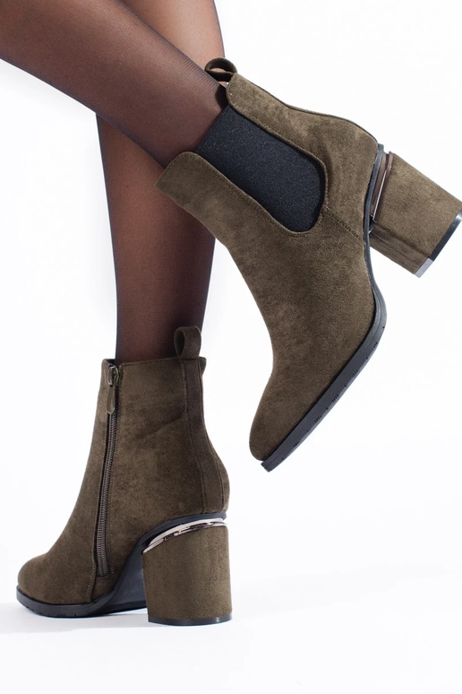 haki krāsas zamšādas Chelsea zābaki... haki krāsas zamšādas Chelsea zābaki...