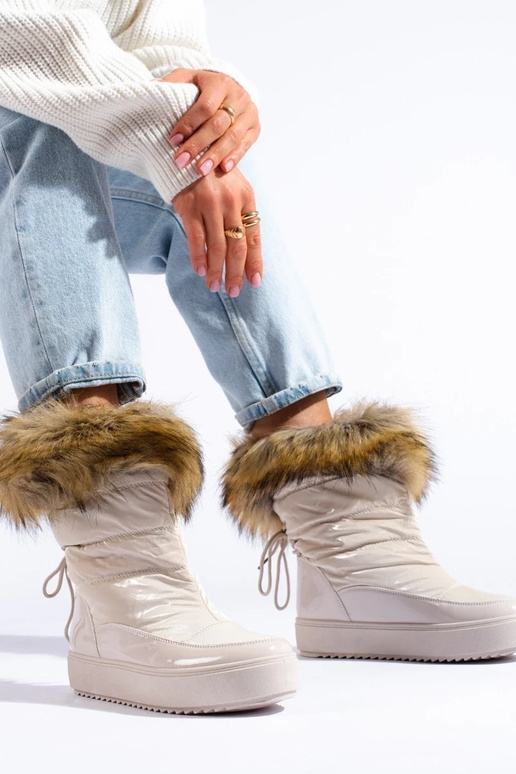 Sieviešu krēmveida Sieviešu sniega... Sieviešu krēmveida Sieviešu sniega...