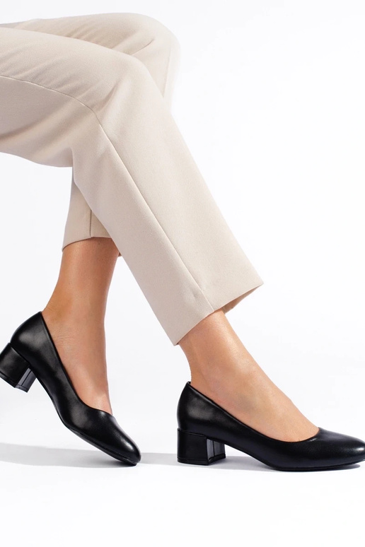 Augstpapēžu kurpes  Melnas krāsas