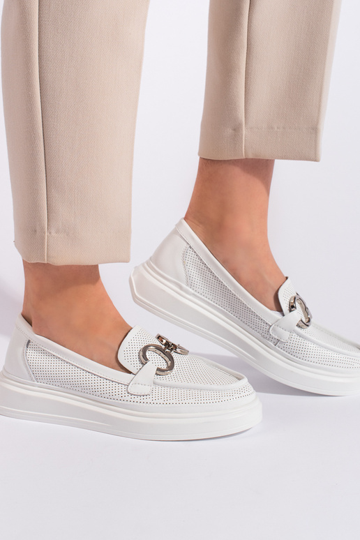 baltas krāsas  Sieviešu mokasīni baltas krāsas  Sieviešu mokasīni