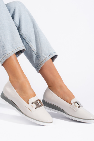 baltas krāsas  kurpes ar... 2