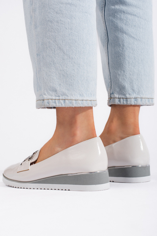 baltas krāsas  kurpes ar platformu