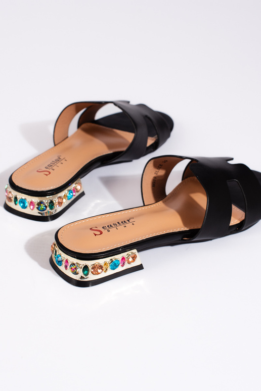 melnas krāsas čības melnas krāsas čības