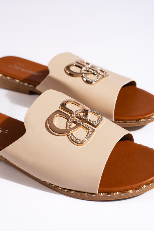 smilšu krāsas čības smilšu krāsas čības