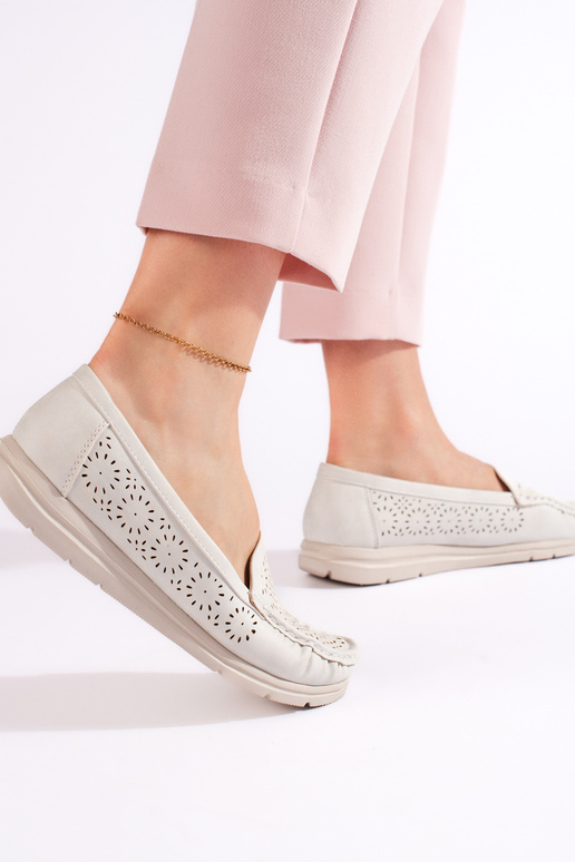Sieviešu mokasīni balta krāsa Sieviešu mokasīni balta krāsa