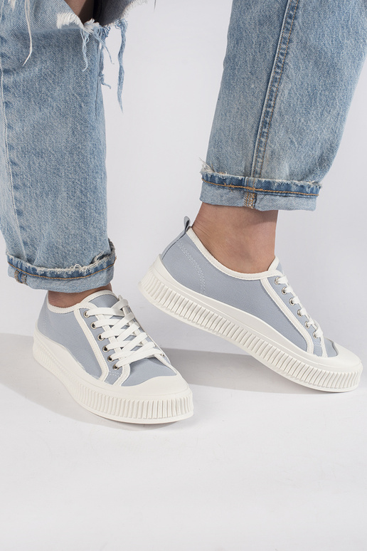 Sieviešu zābaki  ar platformu Sieviešu zābaki  ar platformu