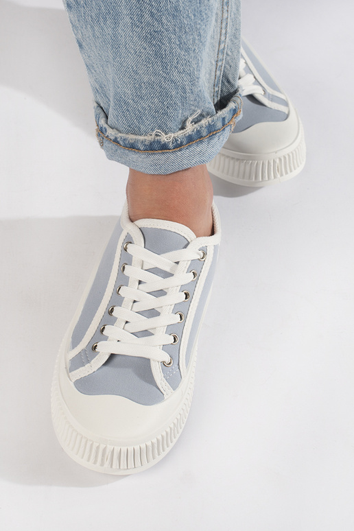 Sieviešu zābaki  ar platformu Sieviešu zābaki  ar platformu