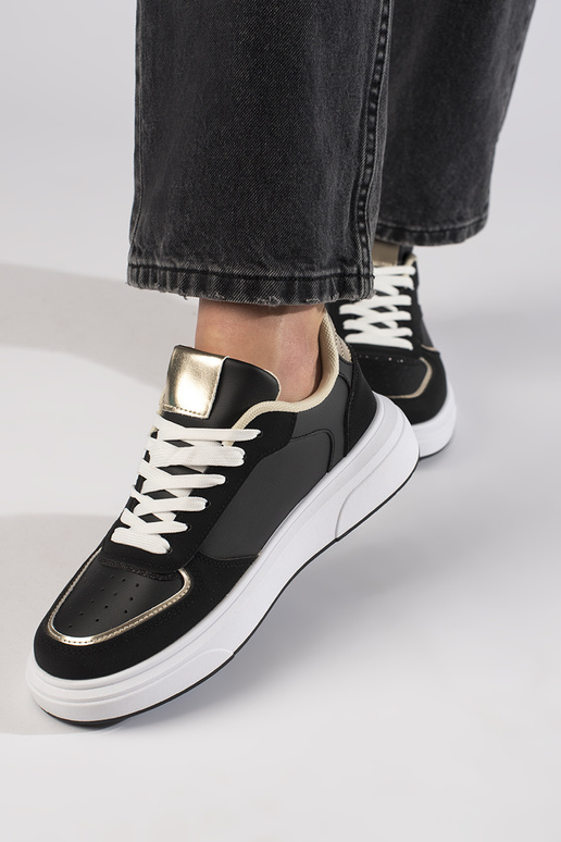 Stilīgasrnas brīvā laika apavi Melnas...