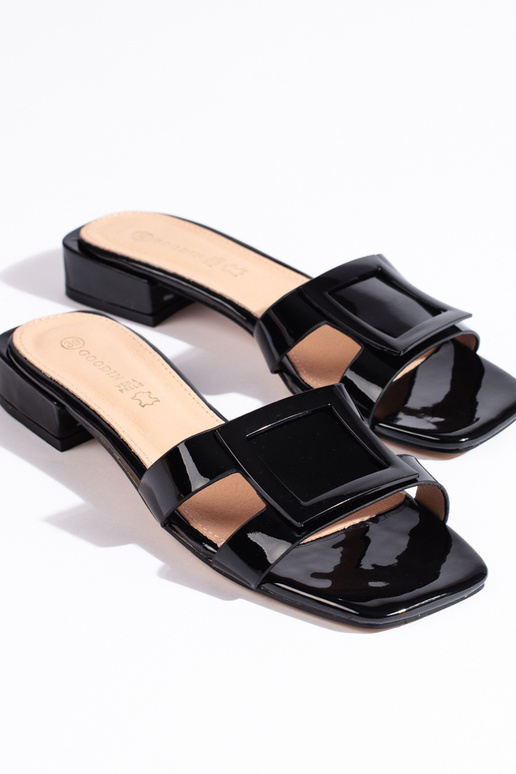 Klasiska modeļa Melnas krāsas  čības