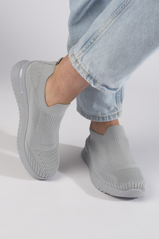 Pelēkas krāsas   sieviešu apavi Pelēkas krāsas   sieviešu apavi