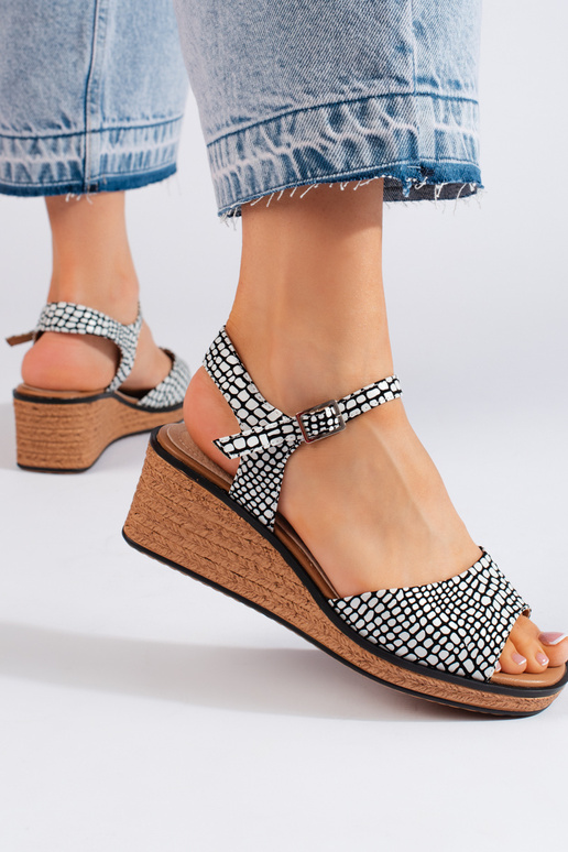 kurpes  Sergio Leone