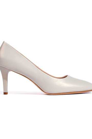 Eleganta stila balta krāsa...