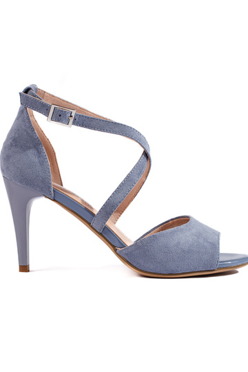 kurpes  Sergio Leone