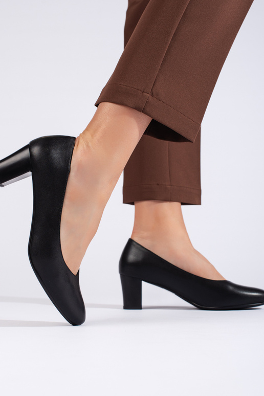 Eleganta stila Melnas krāsas puszābaki Eleganta stila Melnas krāsas puszābaki