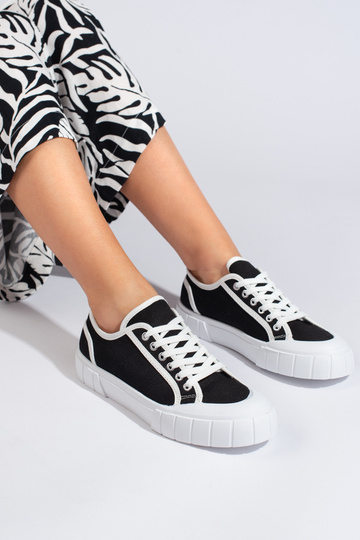 Sieviešu zābaki  Melnas krāsas 2