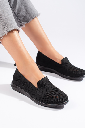 melnas krāsas  slip on 2