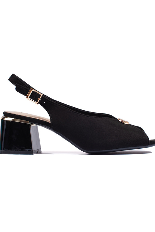 Eleganta stila  kurpes  Melnas krāsas