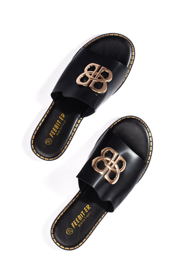 melnas krāsas  čības 2