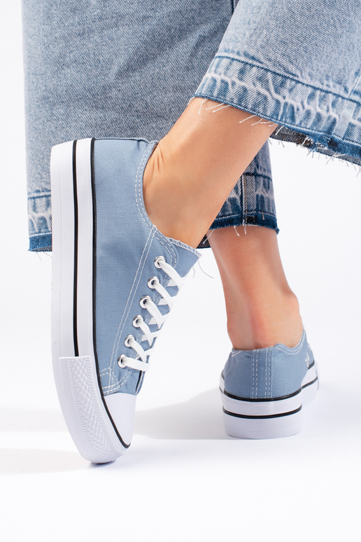 gaiši zilas krāsas   Sieviešu zābaki