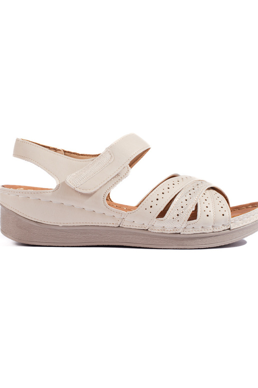 smilšu krāsas kurpes smilšu krāsas kurpes