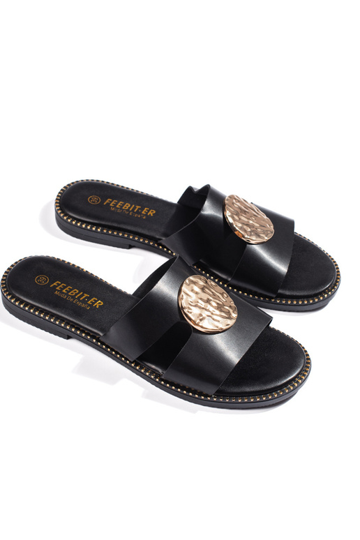 Klasiska modeļa Melnas krāsas čības