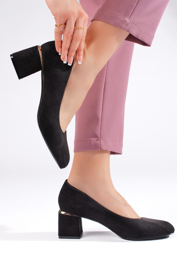 melnas krāsas  puszābaki 2