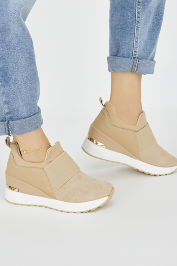 brūnas krāsas zamšādas... 2