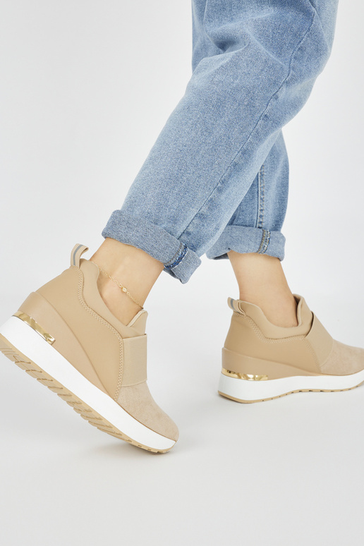 brūnas krāsas zamšādas Sporta apavi...