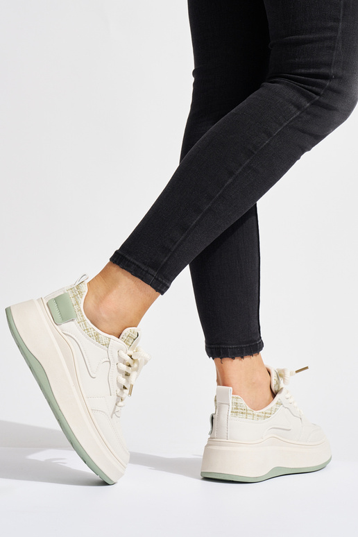 Sieviešu Melnas krāsas Sporta apavi... Sieviešu Melnas krāsas Sporta apavi...