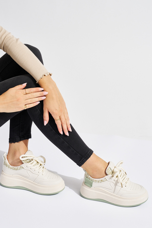 Sieviešu Melnas krāsas Sporta apavi... Sieviešu Melnas krāsas Sporta apavi...