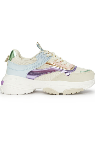 Dažādu krāsu sieviešu...